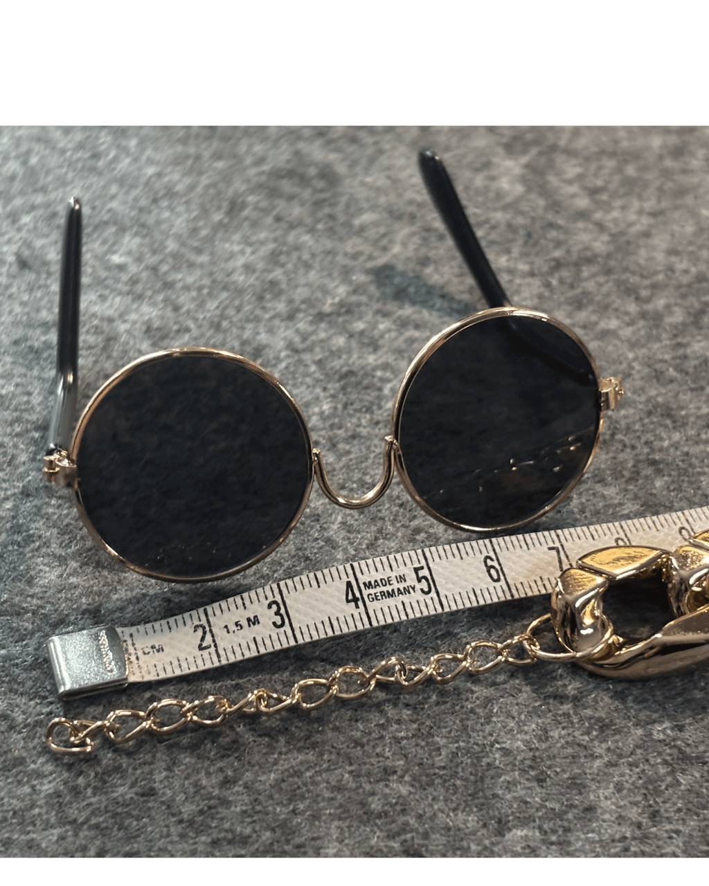 Bling Kit för hund – Glasögon & Guldkedja Hattar & Accessoarer