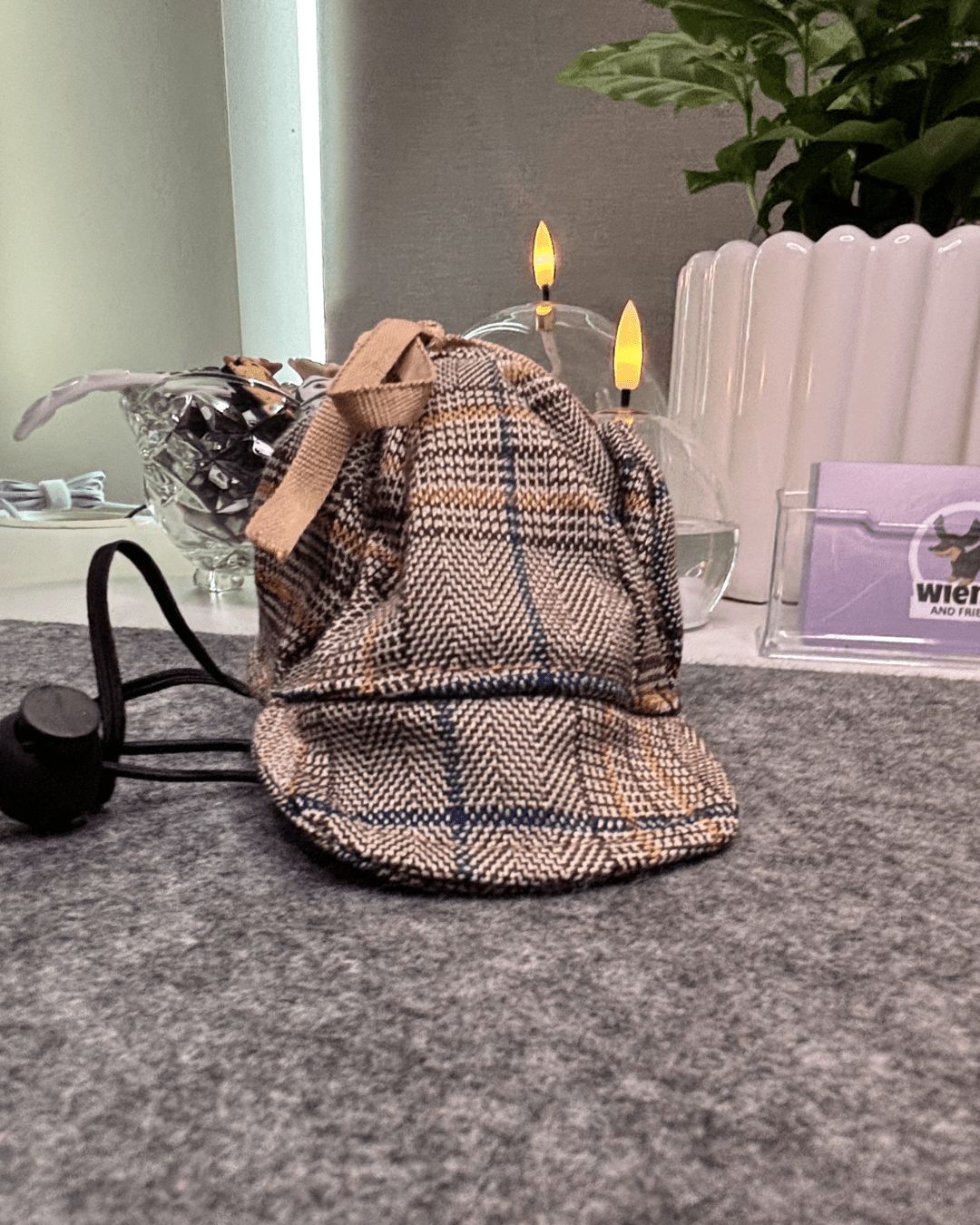 Detektivhatt & Cape för hund Hattar & Accessoarer