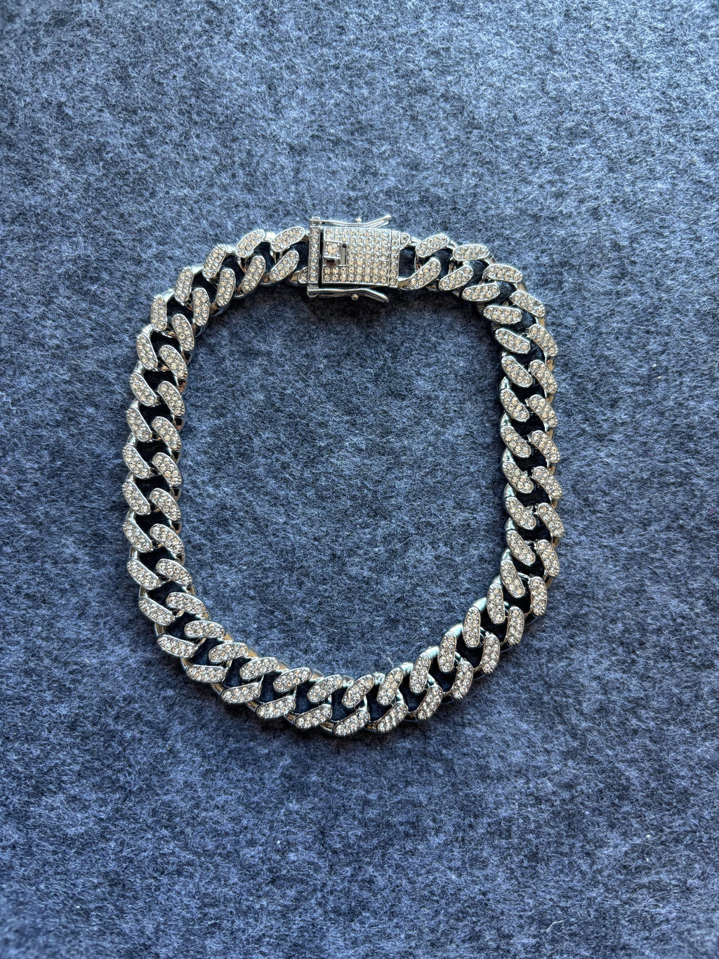 Bling Bling – Diamantkedja för hund Hattar & Accessoarer